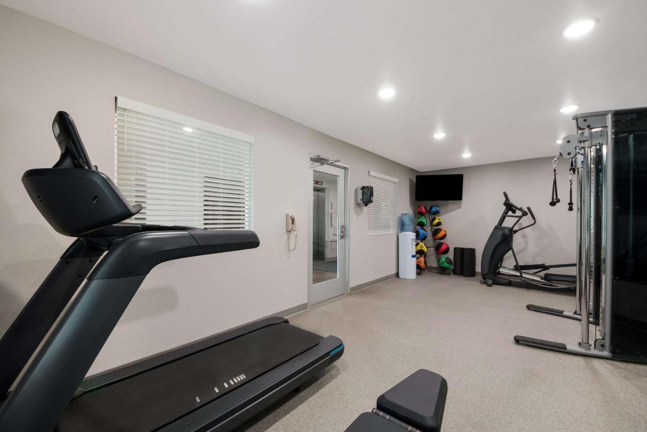 Woodspring Suites San Antonio Utsa - Medical Center Екстериор снимка