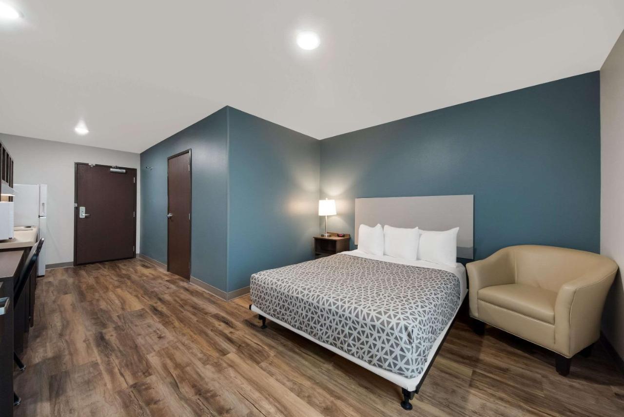 Woodspring Suites San Antonio Utsa - Medical Center Екстериор снимка