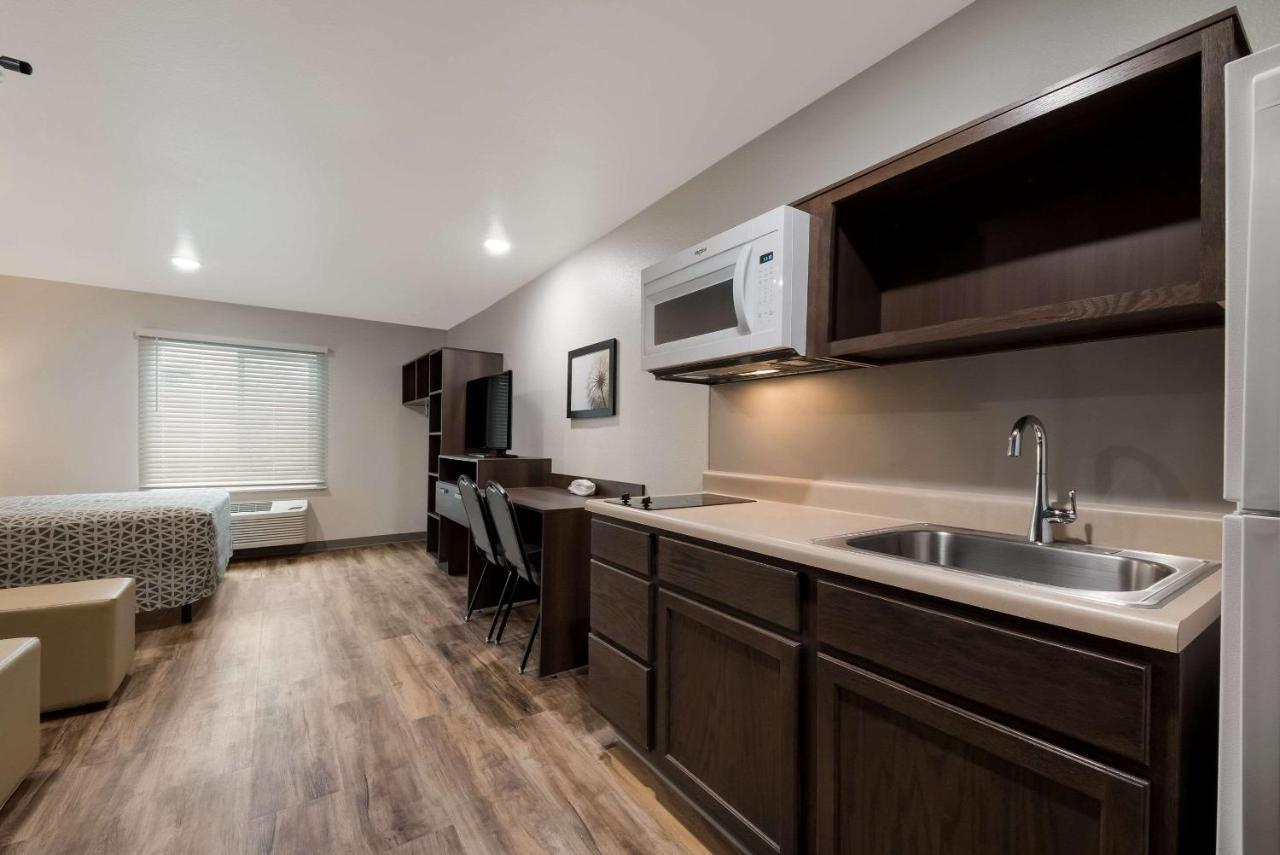 Woodspring Suites San Antonio Utsa - Medical Center Екстериор снимка