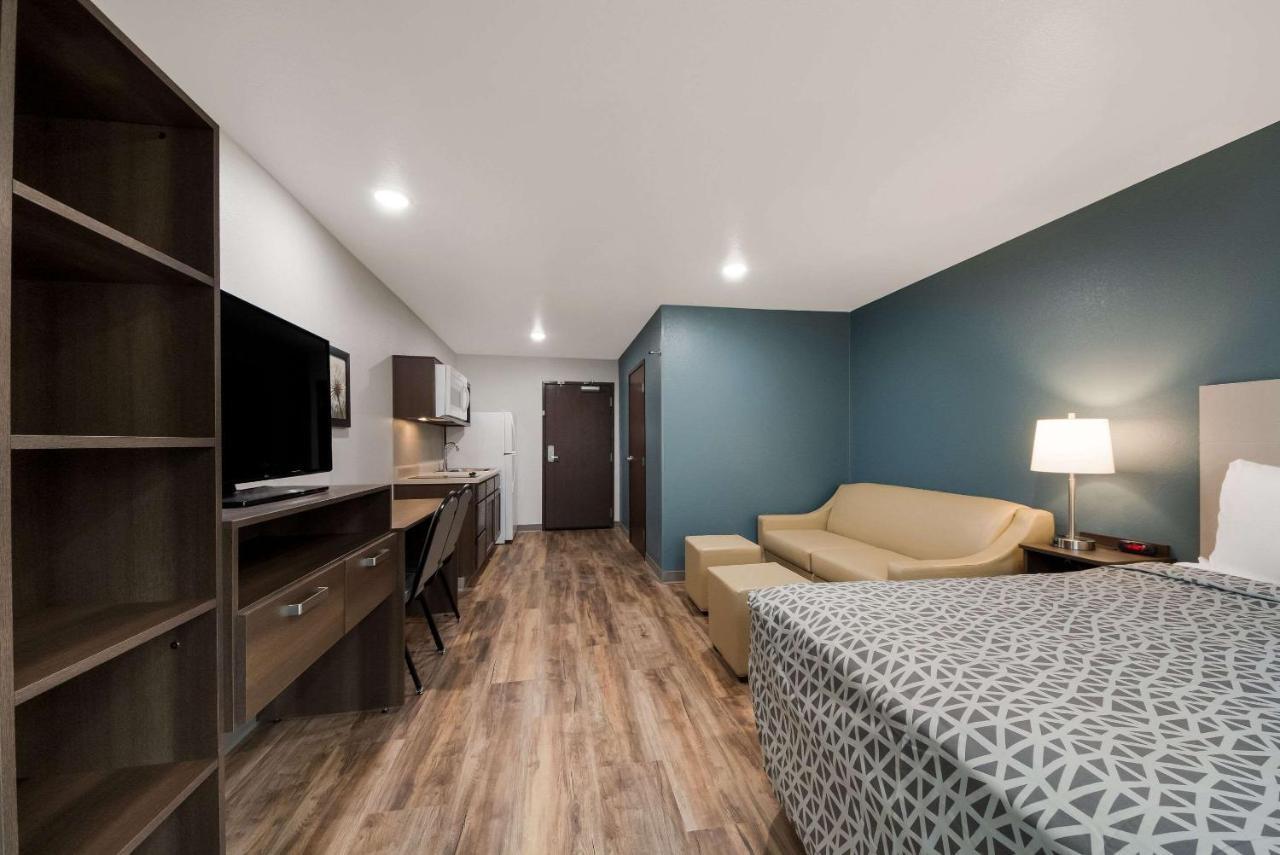 Woodspring Suites San Antonio Utsa - Medical Center Екстериор снимка