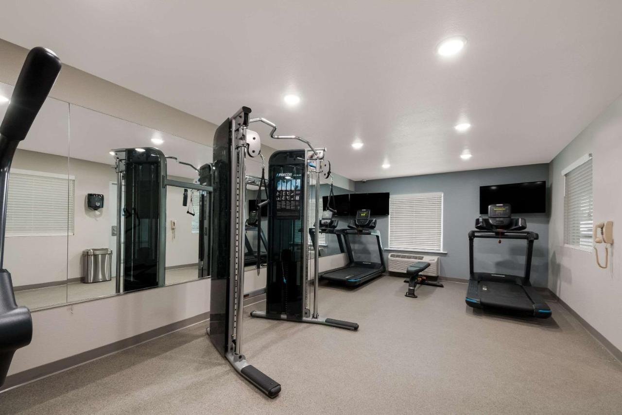 Woodspring Suites San Antonio Utsa - Medical Center Екстериор снимка