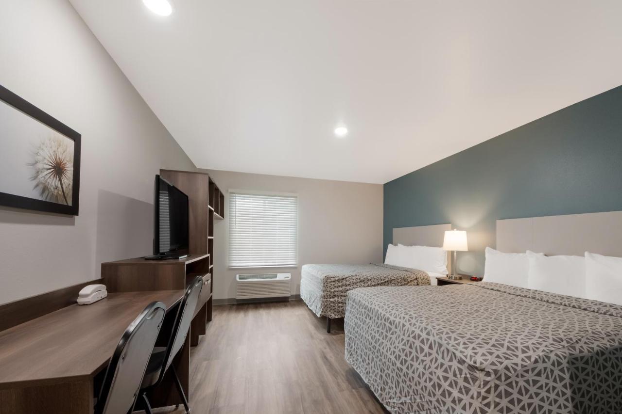 Woodspring Suites San Antonio Utsa - Medical Center Екстериор снимка